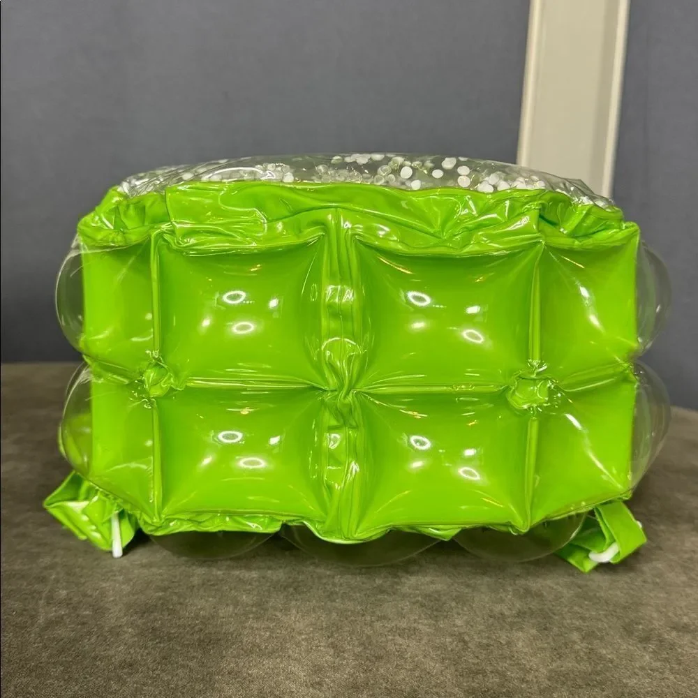 N/A green inflatable